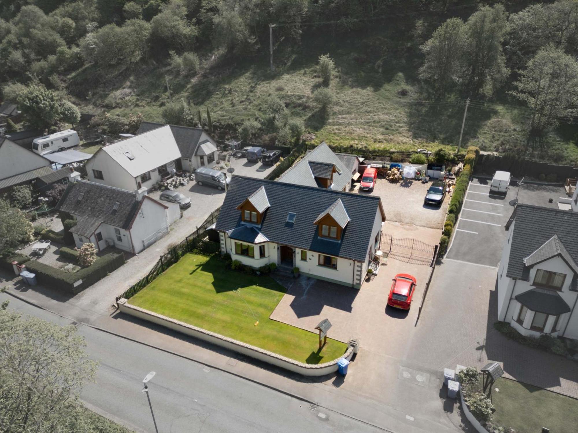 Tigh Na Drochaid, Glen Nevis - Entire Apartment Fort William Exterior photo